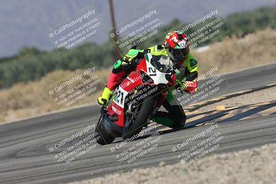 media/Oct-13-2025-Moto Forza (Mon) [[a66d839500]]/3-B Group/Session 3 (Turn 16)/